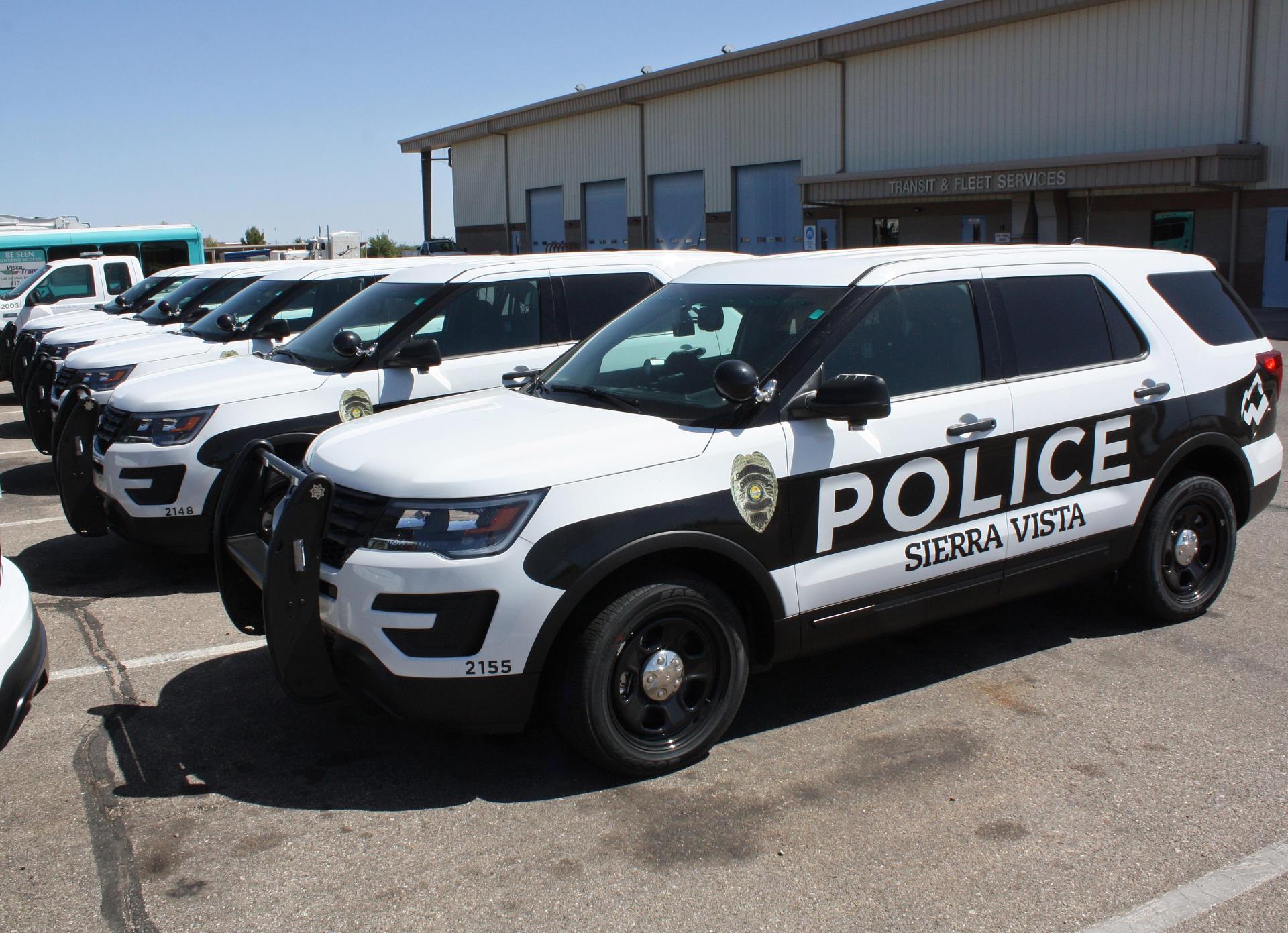 Police vehicles, explorers 414x300